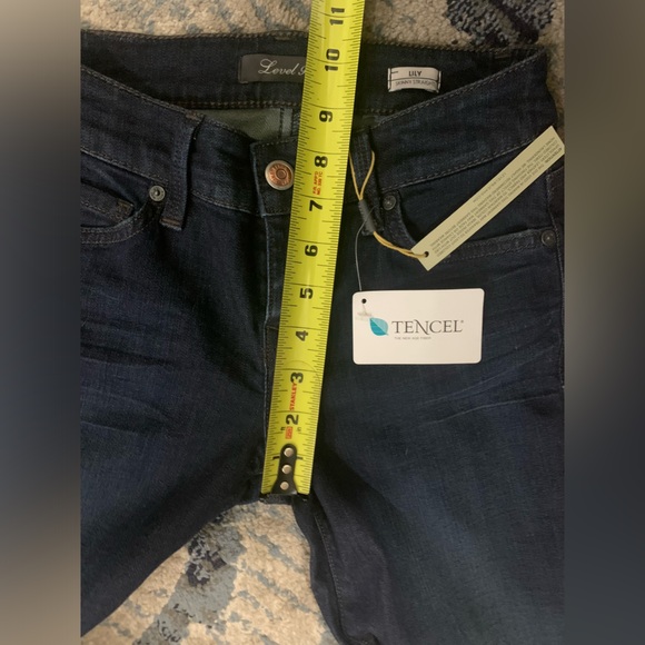 NWT Level 99 “Lily” Signature Skinny Straight Contoured Waistband Size 24 - Picture 11 of 11